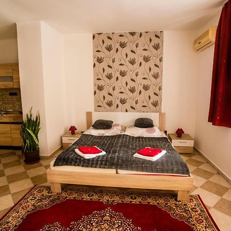 Szitakoeto Apartman 埃格尔 外观 照片
